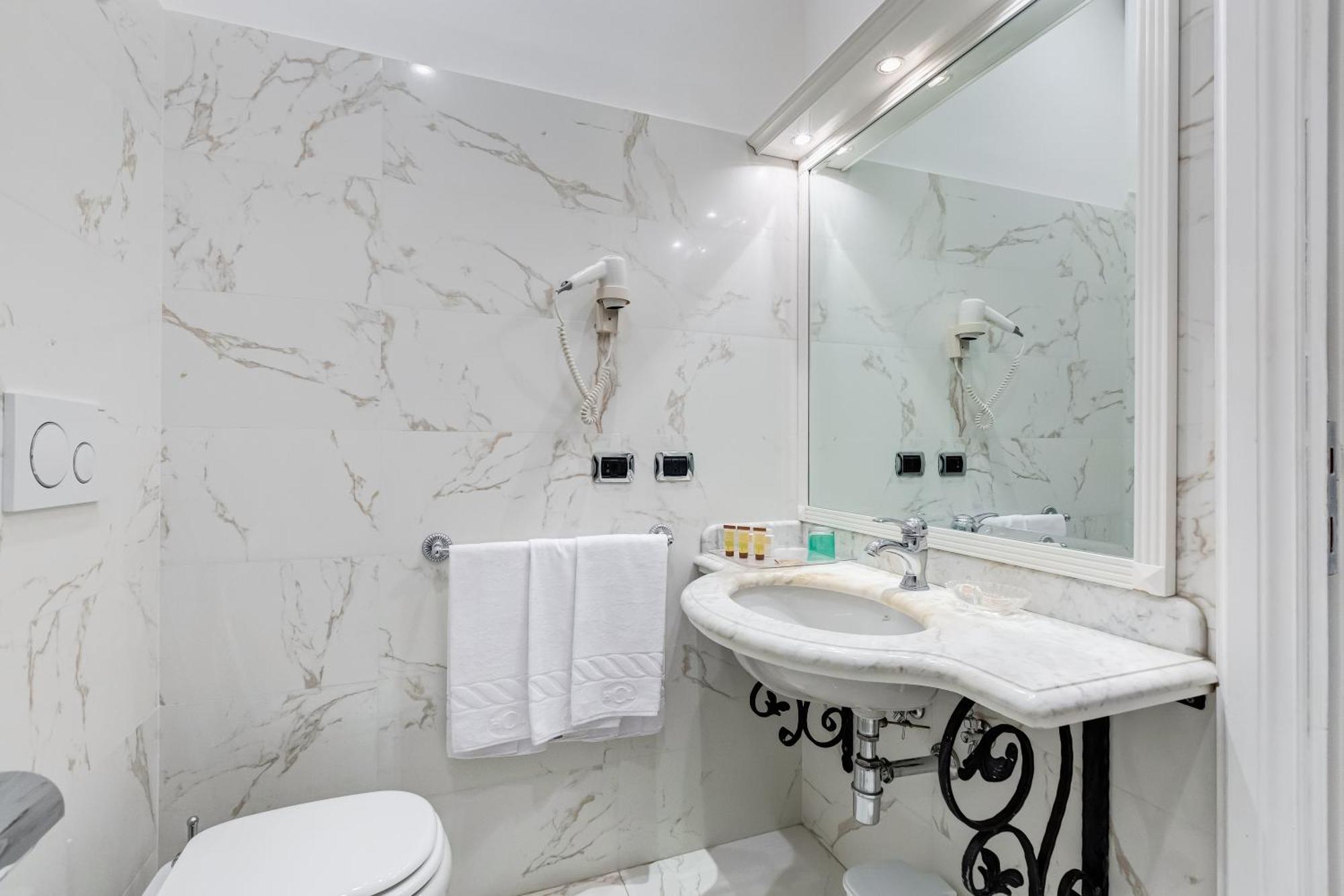 Cellini Hotel Rome